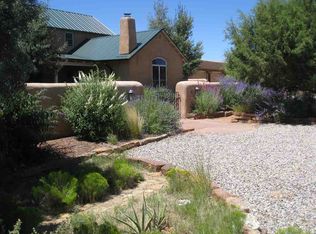 20 Acote Ct, Santa Fe, NM 87508