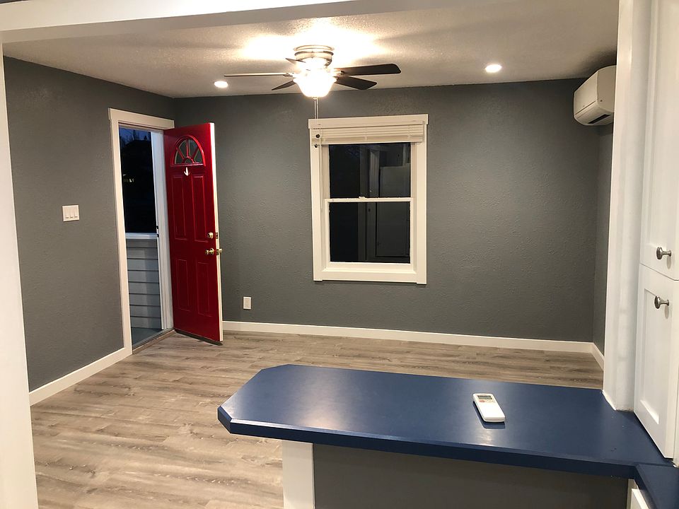1st image of 1611 Menlo Ave