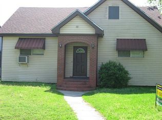 3500 6th St, Port Arthur, TX 77642