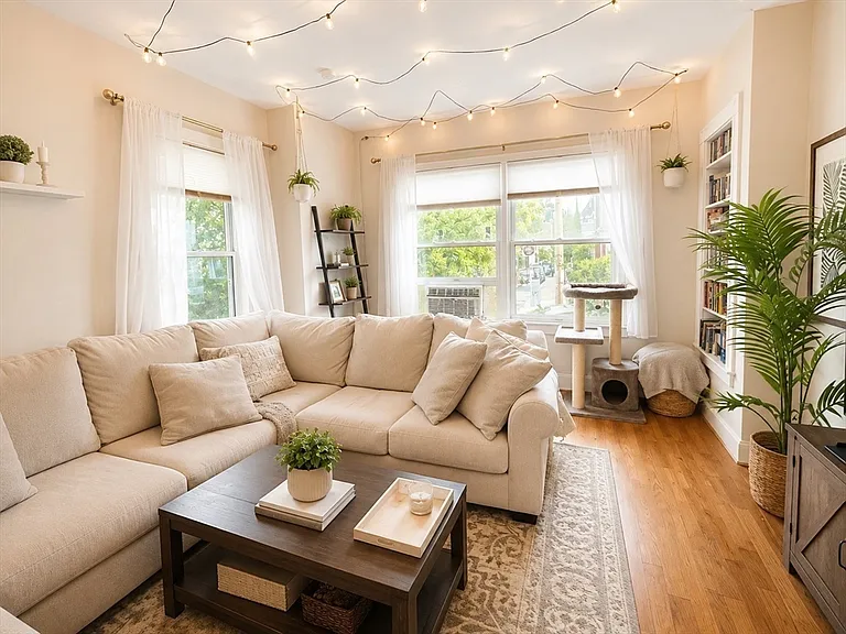 14 Hartland St #1 — Photo 2