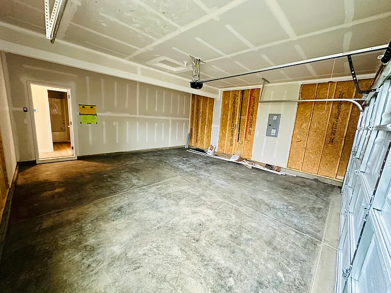3790 Riverstone Dr — Photo 30