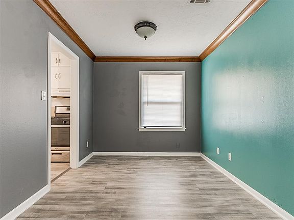 5th image of 1313 Dorchester Dr