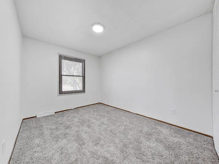 Rice Creek Townhouses — Photo 7