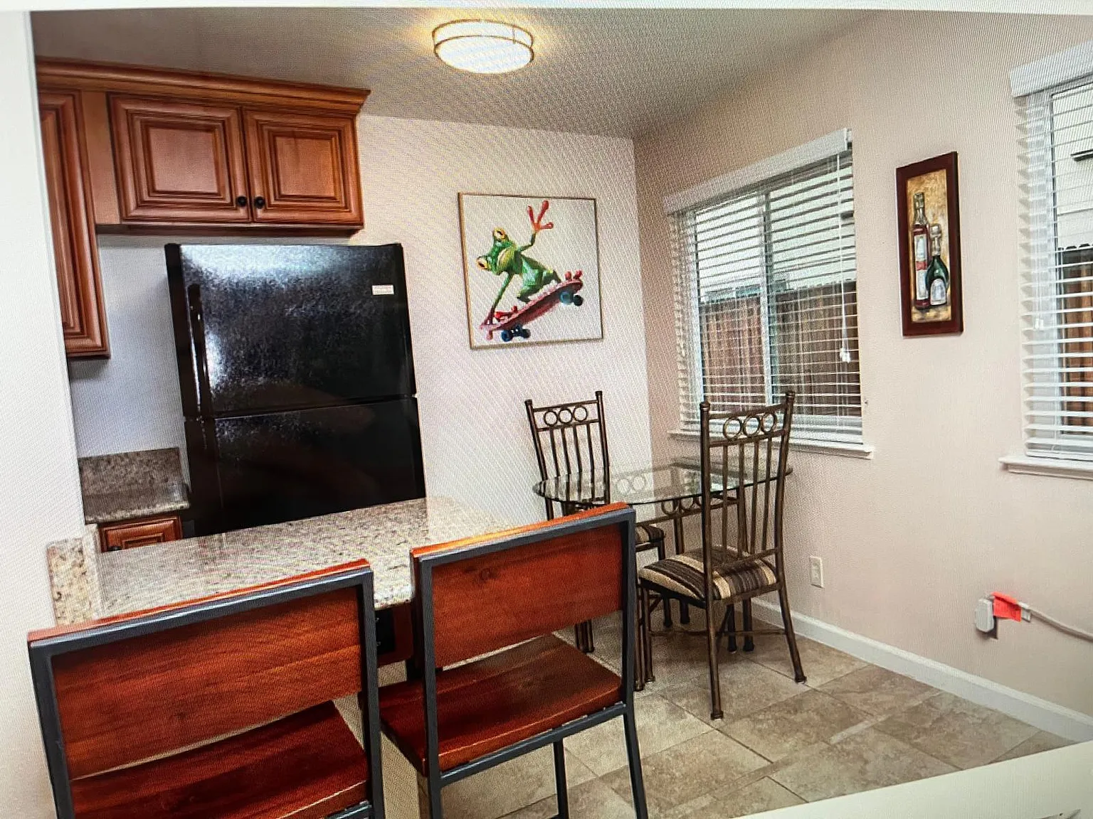 1330 E San Bruno Ave — Photo 2