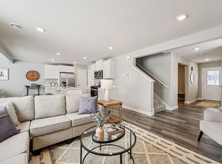 1908 Highview Ter, Shakopee, MN 55379