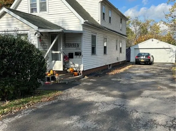 2934 Birch Ave, Niagara Falls, NY 14305