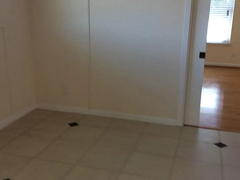 4002 Mischire Dr — Photo 14