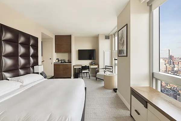 Sold by Peter Ashe | media 3