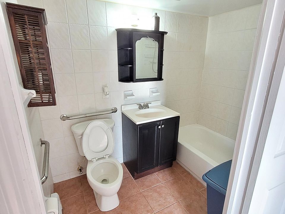 135 Beach 97th St Far Rockaway, NY, 11693 Apartments for Rent Zillow