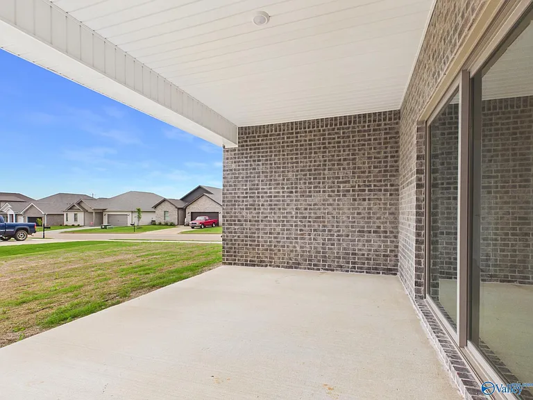 17993 Longleaf Dr — Photo 34