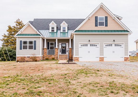 2nd image of 3306 Grandview Dr #B