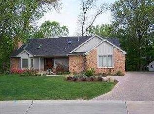 1943 Thornapple Dr, Toledo, OH 43614