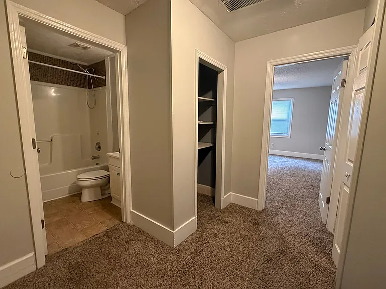 717 Eve St — Photo 16