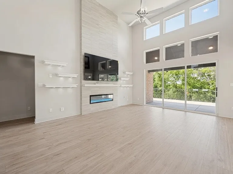 556 Wickerdale Way — Photo 24