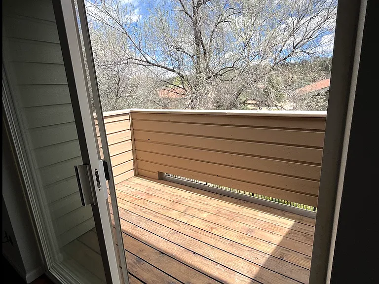 85 Meadowood Dr #C4 — Photo 14