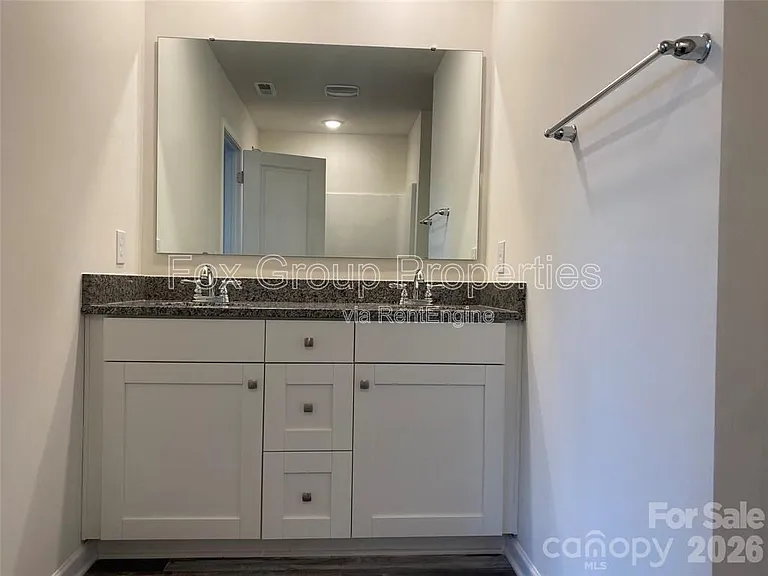 1662 Nicholas Way — Photo 14