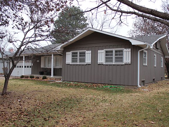 2nd image of 2053 Marc St