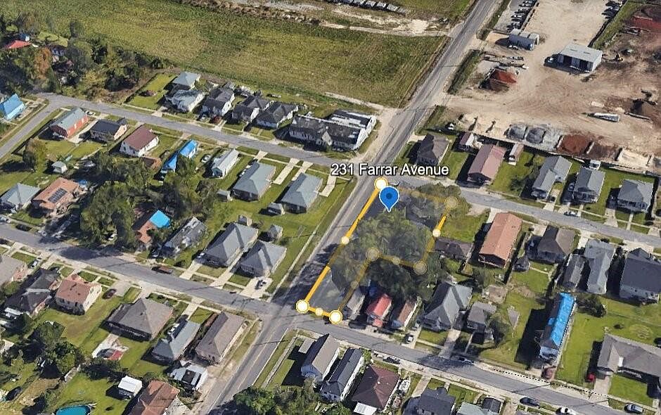 2nd image of 231 Farrar Ave