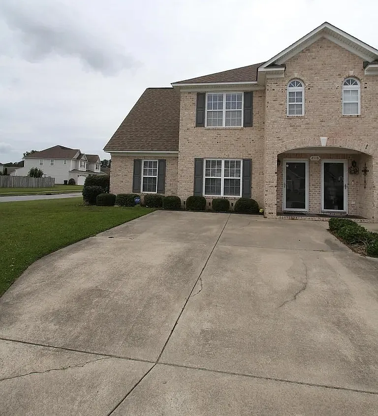 2116 Dovedale Dr — Photo 1