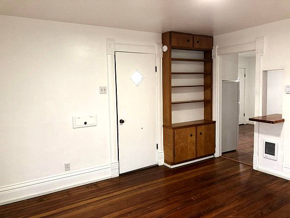 3rd image of 815 N Washington St #815