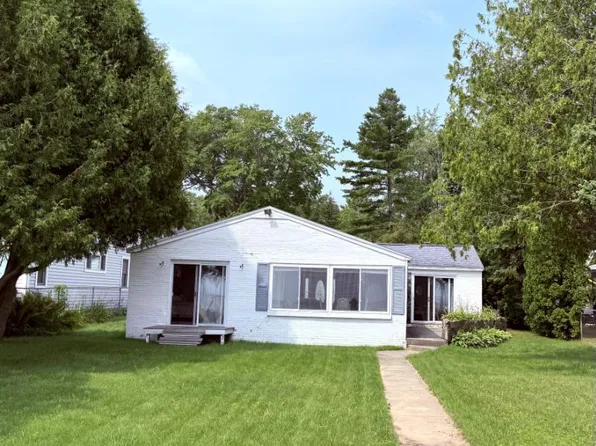 6382 N Us Highway 23, Oscoda, MI 48750