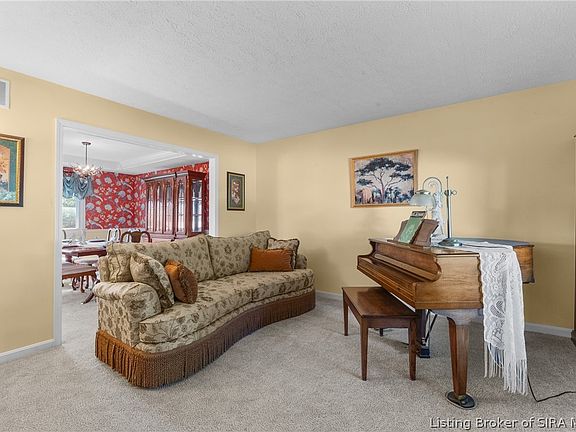 5th image of 2206 Glenn Abbey