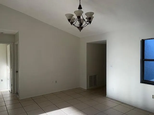 742 Trotter Ave — Photo 10
