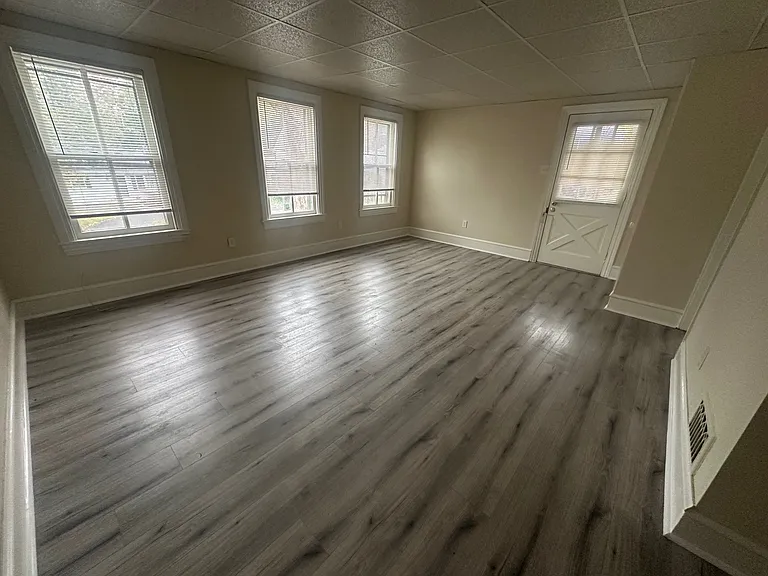 443 Landing St #B2 — Photo 2