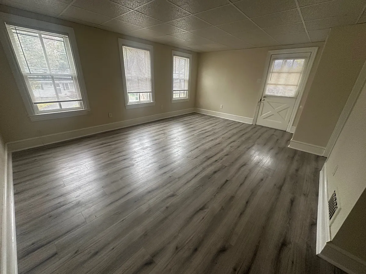 Building Photo - 443 Landing St #B2