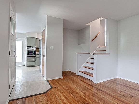 5th image of 607 Meadow Ln