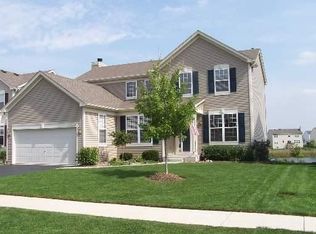 2540 Prairie Crossing Dr, Montgomery, IL 60538