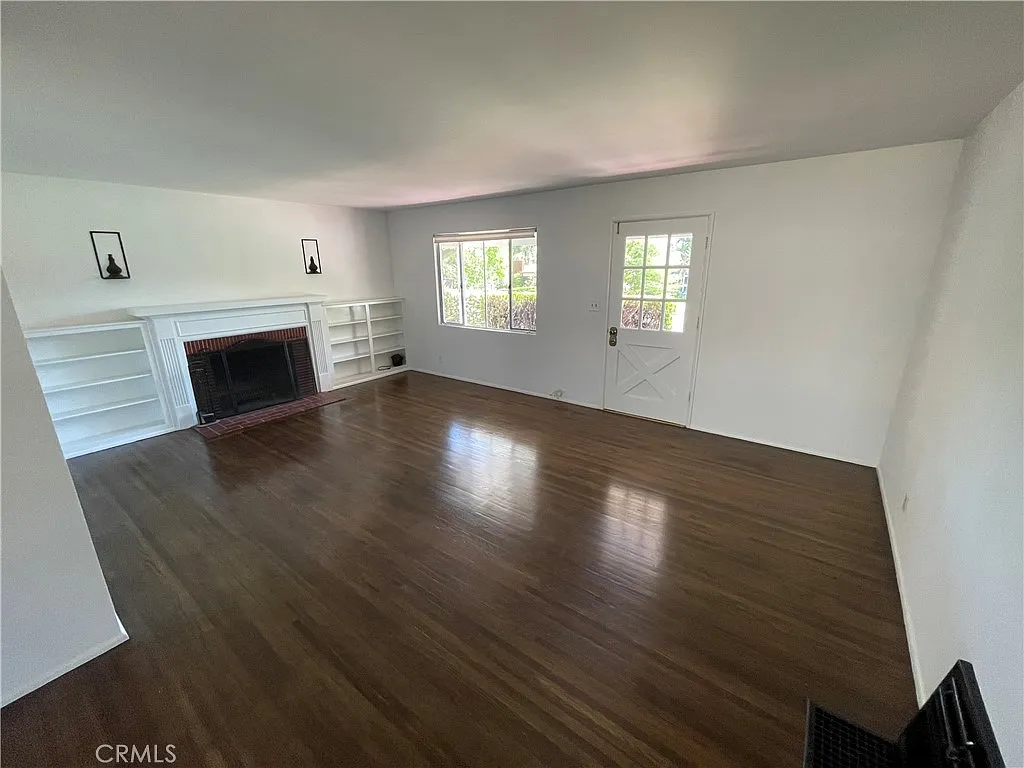 2 bed, 1450 sqft, $2,550 — Photo 3