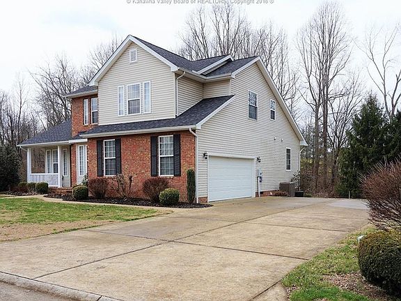 4th image of 805 Forest Brook Dr