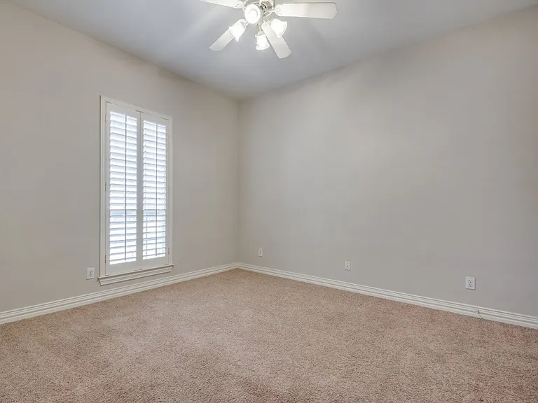 8100 Davidson Dr — Photo 19