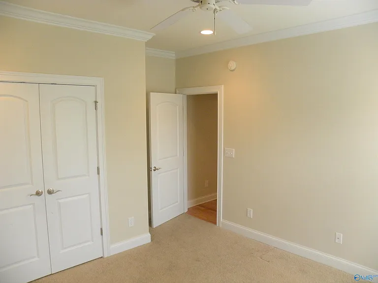54 Belmont Pl — Photo 9