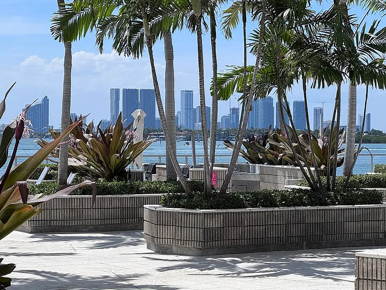 800 West Ave #441 — Photo 4