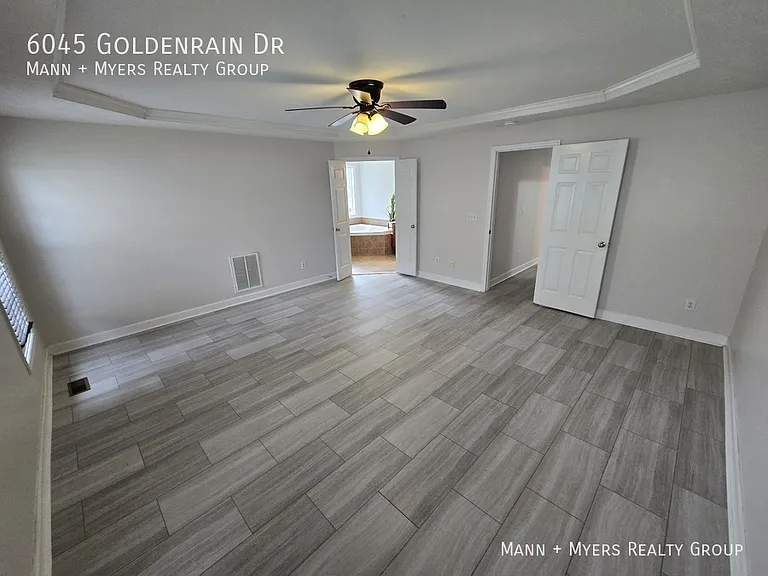 6045 Goldenrain Dr — Photo 13