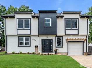 35 Glenville Rd, Edison, NJ 08817