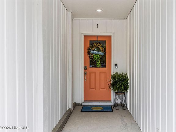 5th image of 304 Birmingham Avenue Unit 1