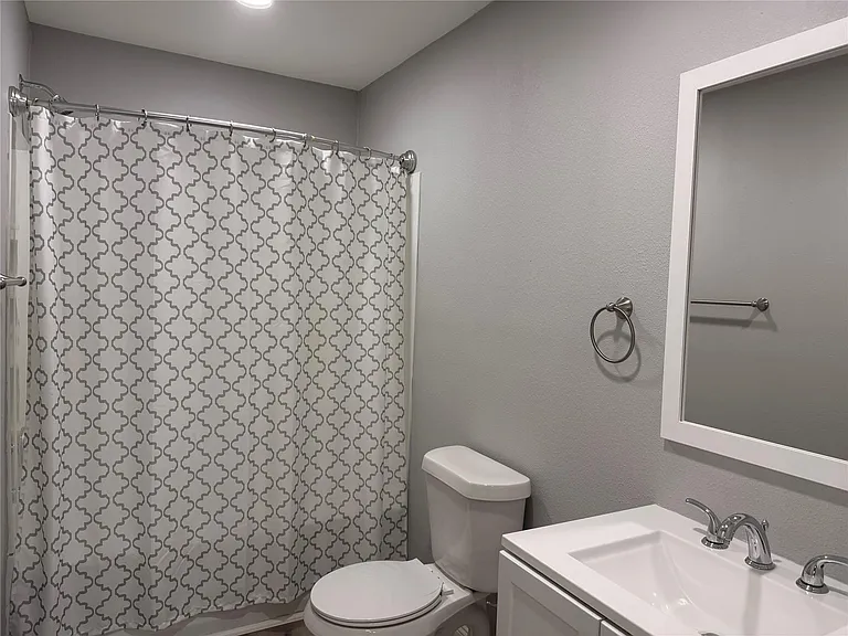 6846 Hertford Park Dr #2 — Photo 7