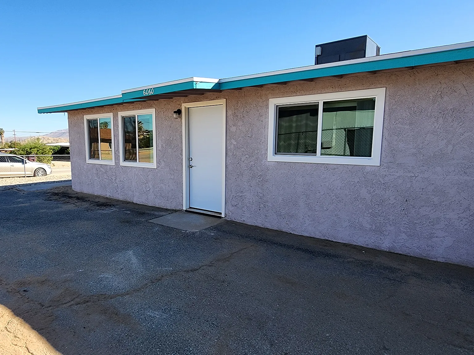 6060 Abronia Ave — Photo 4