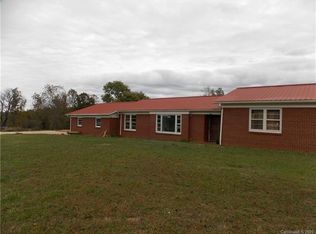 3620 Townsend Farm Ln, Lenoir, NC 28645