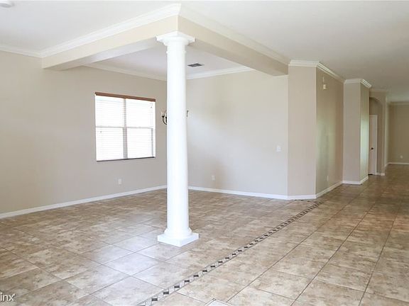3rd image of 20031 Oakflower Ave