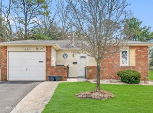 16 Dickinson Rd, Brick, NJ 08724