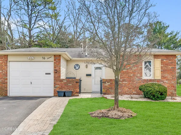 16 Dickinson Road, Brick, NJ 08724