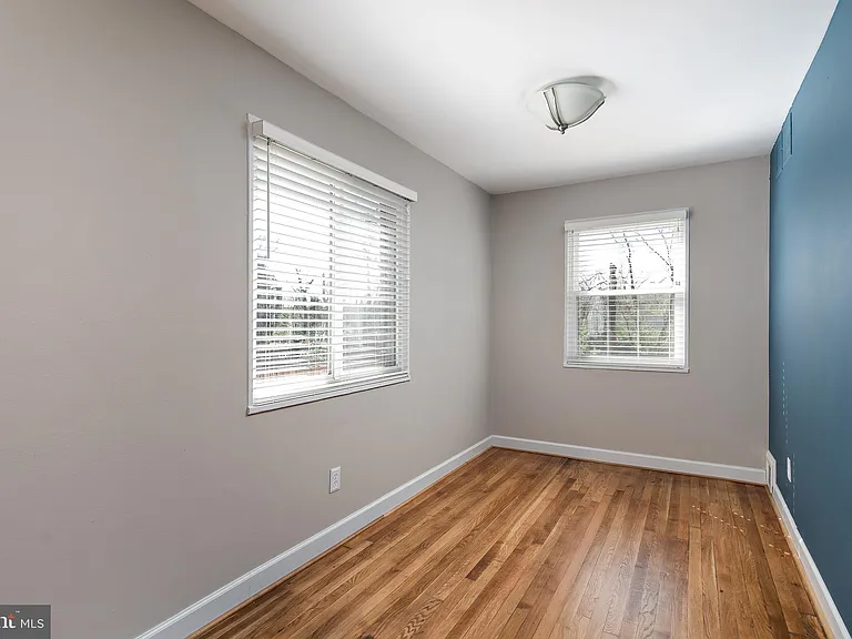 4428 Vermont Ave — Photo 6