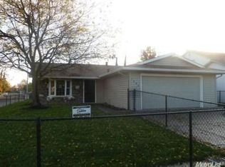 1008 Wawona St, Manteca, CA 95337