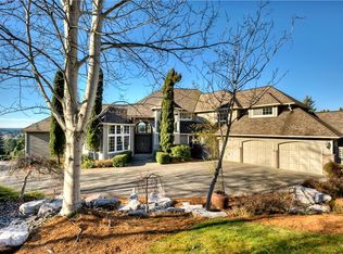 13590 Main St, Bellevue, WA 98005