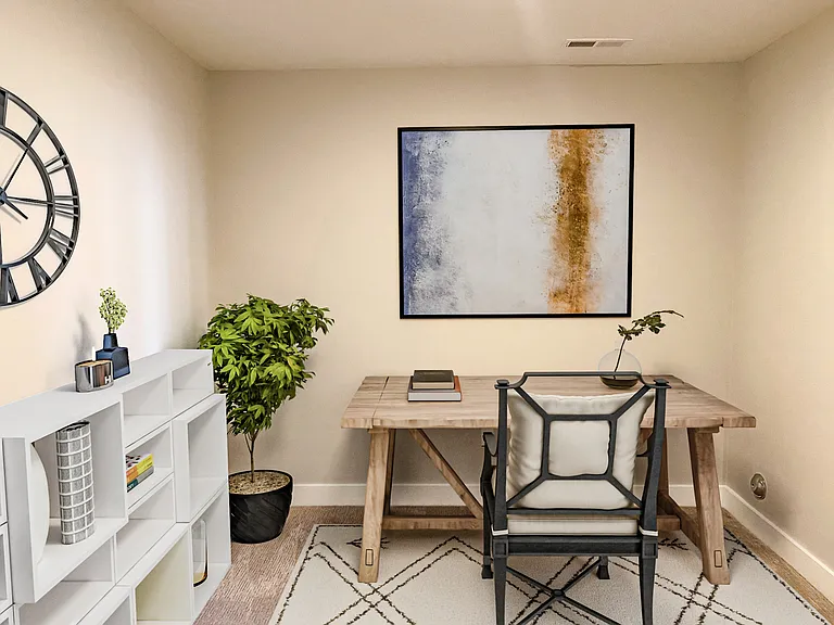 Knob Hill Apartments — Photo 14