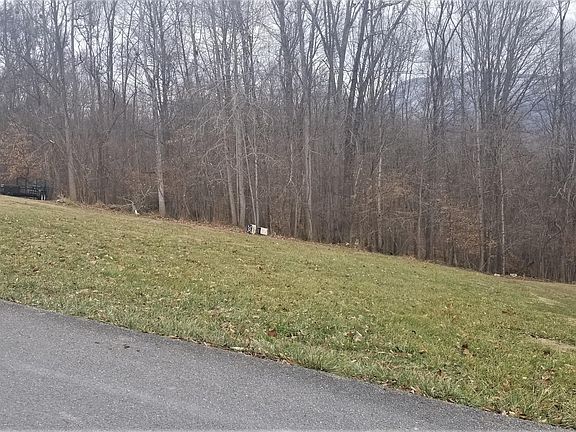 2nd image of 249 Moccasin Hills Dr
